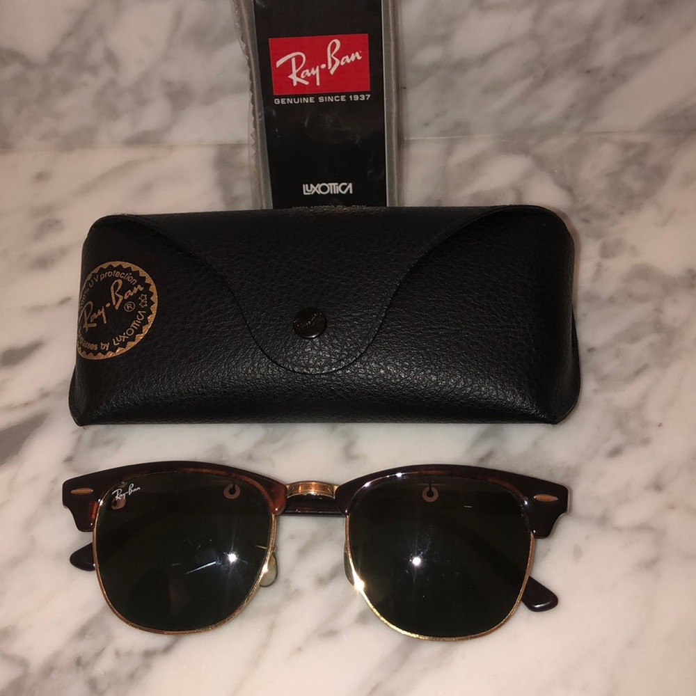 Ray-Ban Clubmaster Tortoise sunglasses